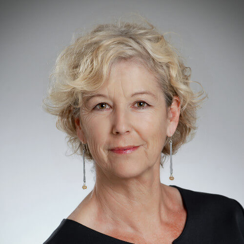 Ambassador Headshot Eveline Oehrlich